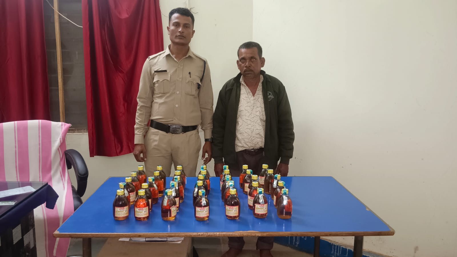CRIME NEWS : अवैध शराब के साथ आरोपी गिरफ्तार